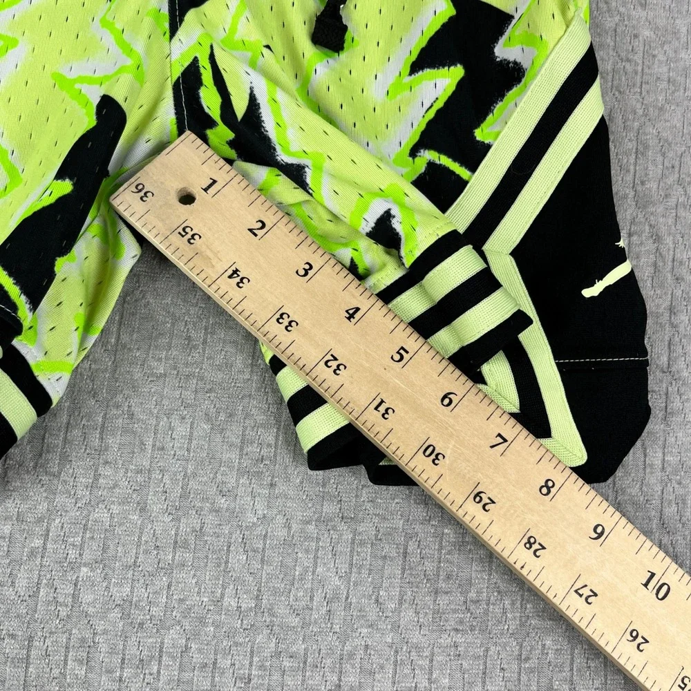 Michael Air Jordan Basketball Shorts Men M Neon Green Black Zig Zag Graphic Mesh